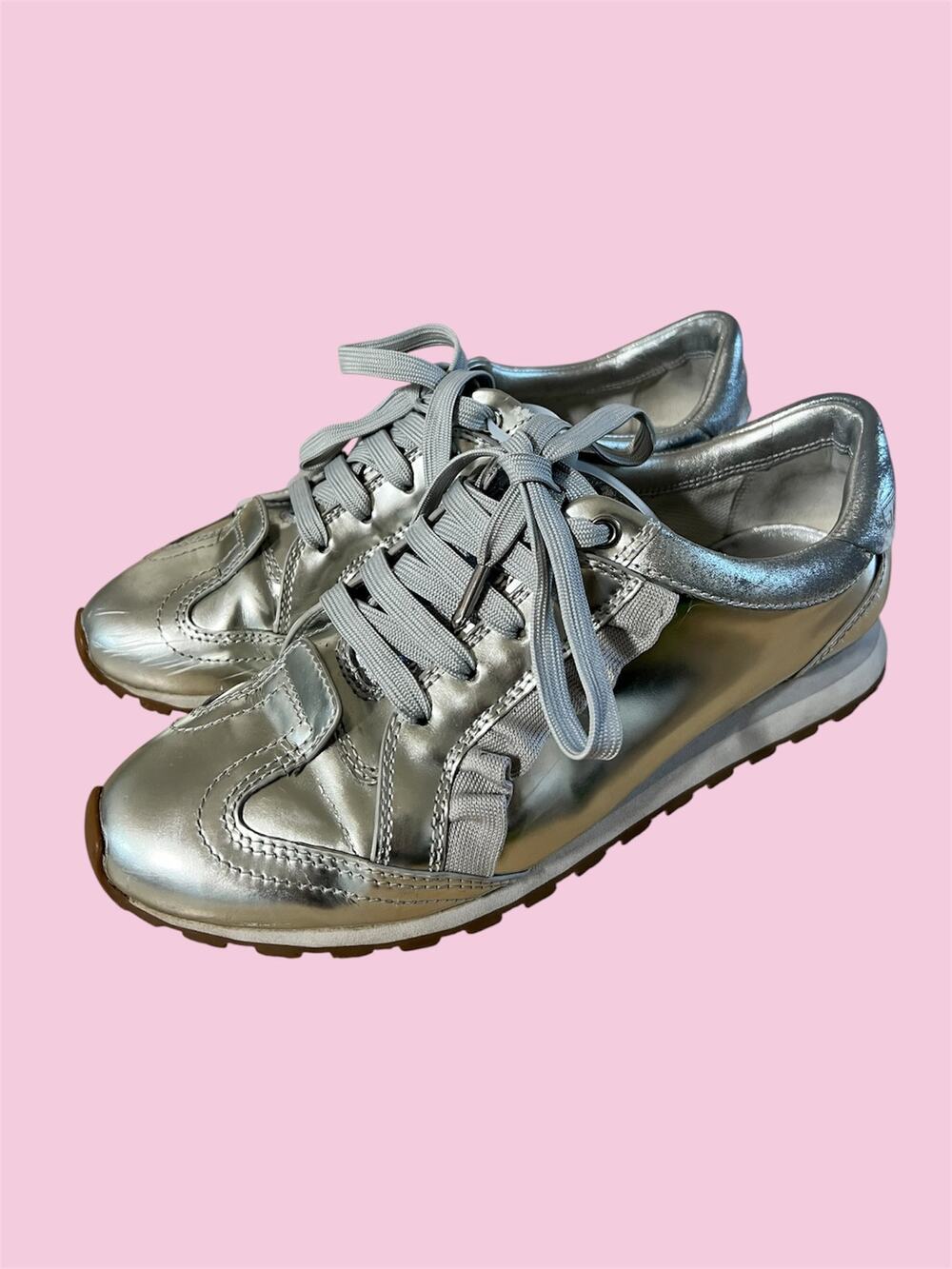 Tory Sport Women S 7.5M Silver Metallic Leather Runner Sneakers Athletic Shoes